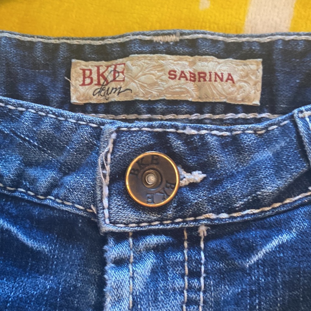 BKE shorts - Picture 3 of 3